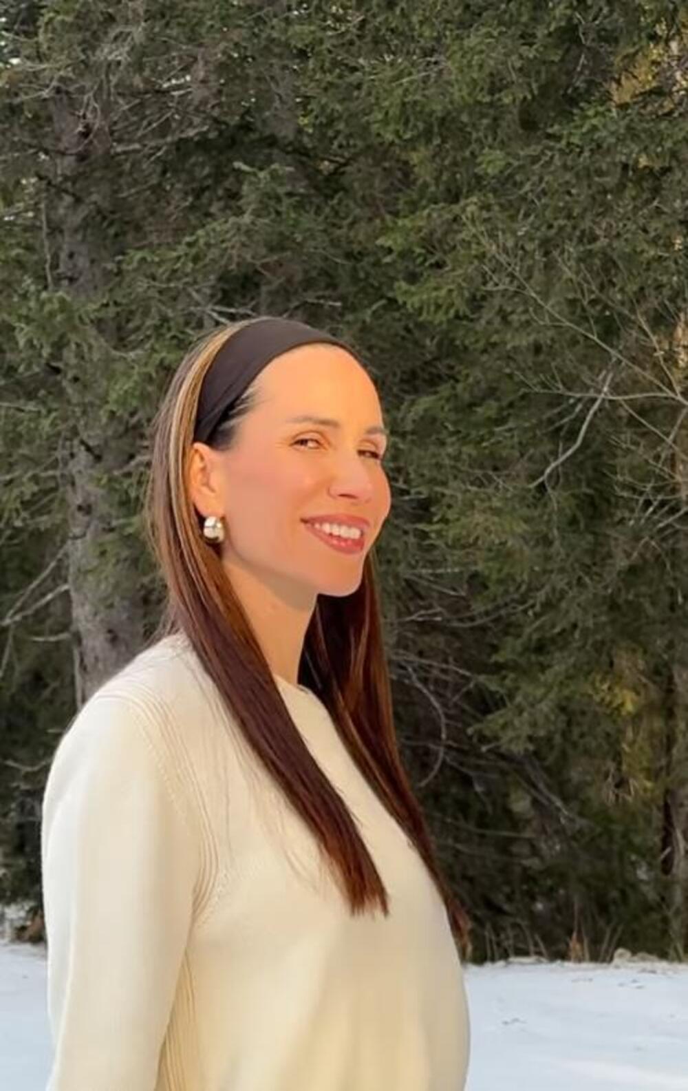 OTIŠLA OD RELJE, PA POKAZALA UMEĆE U KREVETU! Kad bude video KADROVE SVOJE ŽENE, odlepiće načisto