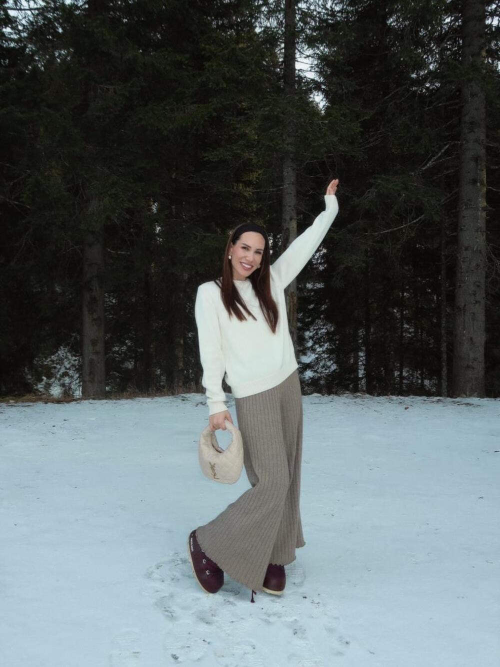 OTIŠLA OD RELJE, PA POKAZALA UMEĆE U KREVETU! Kad bude video KADROVE SVOJE ŽENE, odlepiće načisto