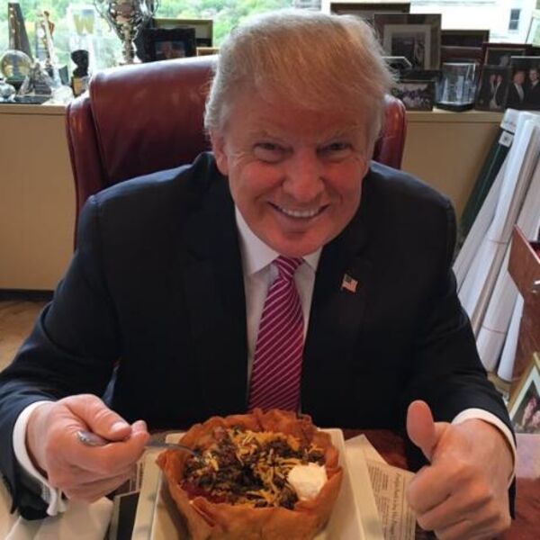 "NE ZNAM KAKO JE MOGUĆE DA JE ŽIV, PUNI SE OTROVOM" Američki ministar zdravlja u šoku zbog Trampove ishrane!