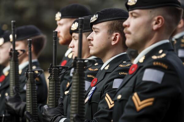 RASTE NAPETOST IZMEĐU AMERA I NJIHOVIH KOMŠIJA: Razradili plan ako dođe do slučajnog NAPADA!