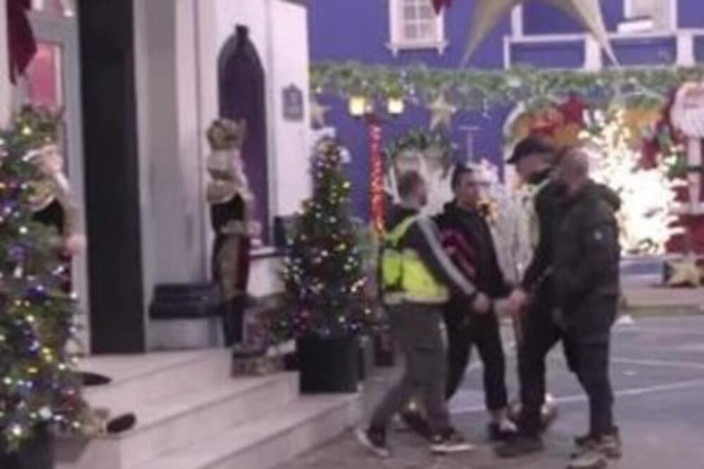 PUKLA PRED KAMERAMA: Anita cepala garderobu, vanredno stanje na Pinku - obezbeđenje ne zna gde će pre