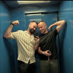 SRBIN I HRVAT ŽIVE U ISTOPOLNOM BRAKU, A SAD SE PRVI PUT POJAVILI ZAJEDNO! Neće decu, ali zato rade ovo