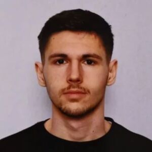 Ukoliko ga vidite, ODMAH ZOVITE POLICIJU! Mladiću ne mogu da uđu u trag već preko godinu dana, potraga pala u vodu!