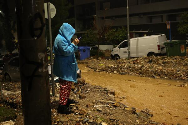 Strašno nevreme razorilo Grčku! Olujni udari vetra i kiša će ovde biti najopasniji, sprema se haos (VIDEO)