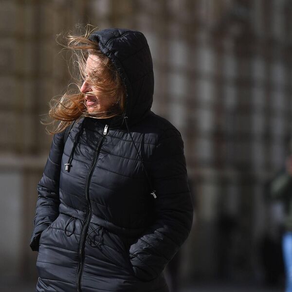 DANAS OBLAČNO VREME SA POVREMENOM KIŠOM, A UVEČE ĆE SE RAZVEDRITI: Biće 12 stepeni, ali se vraća i dosadni vetar