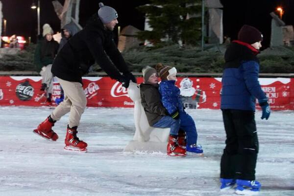 KLIZANJE NA ADI CIGANLIJI: Zabava i rekreacije za sve uzraste