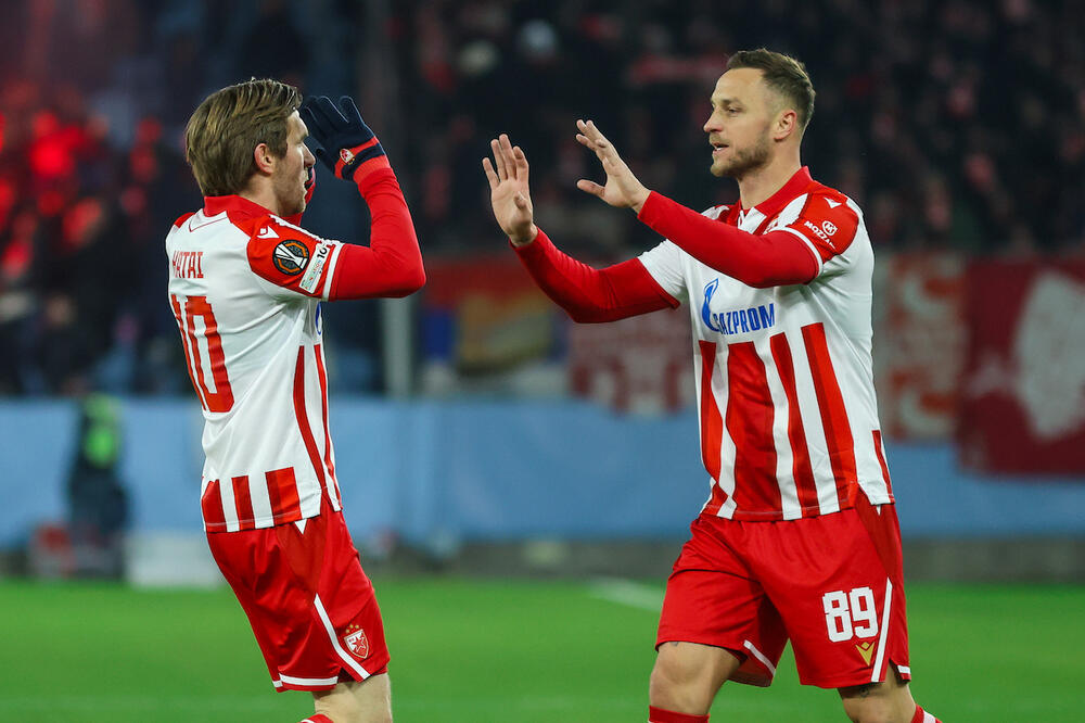 Crvena zvezda može direktno u osminu finala Lige Evrope, ali navija protiv pet klubova (Foto)
