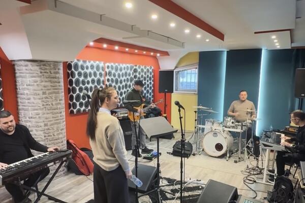 Nadežda Biljić spremna za veče koje briše granice emocija! Tenzija i stres na vrhuncu!