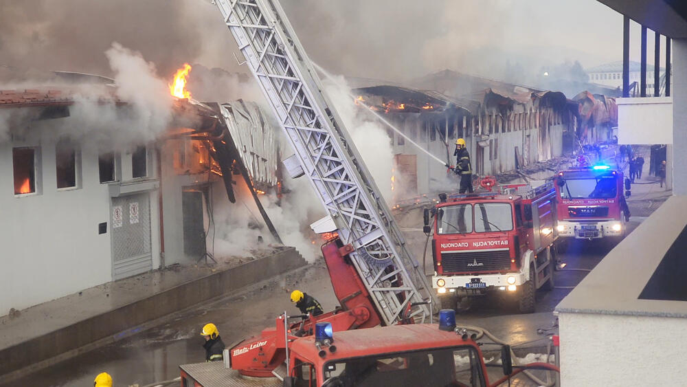 Novi Pazar, Požar, Vatrogasci