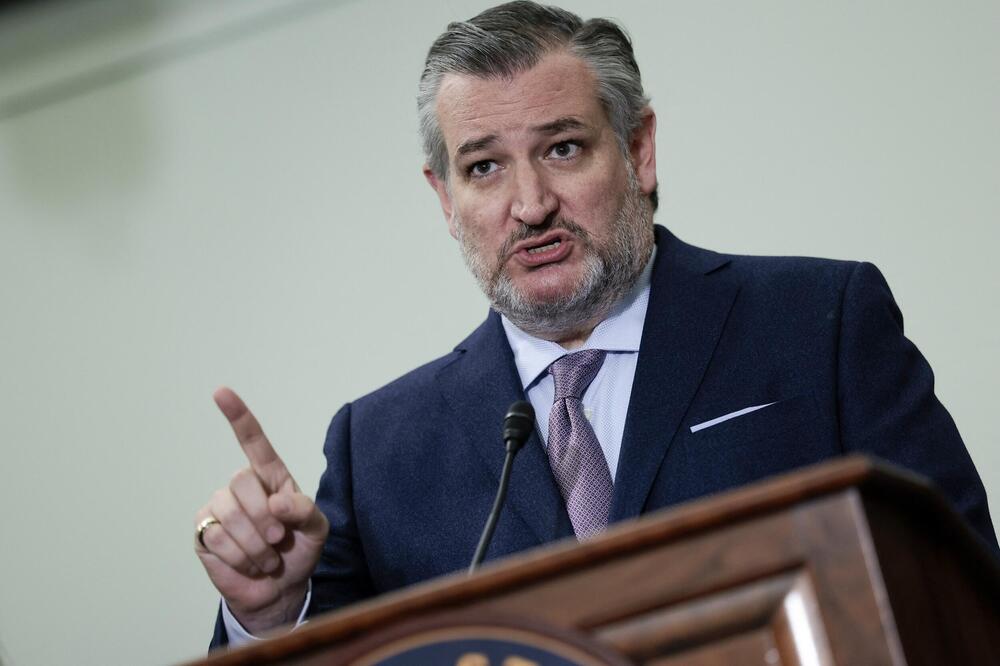 Senator u tajnosti napao predsednika SAD i Vensa: Tramp besan vikao i psovao pred svima! "JE** SE" (VIDEO)