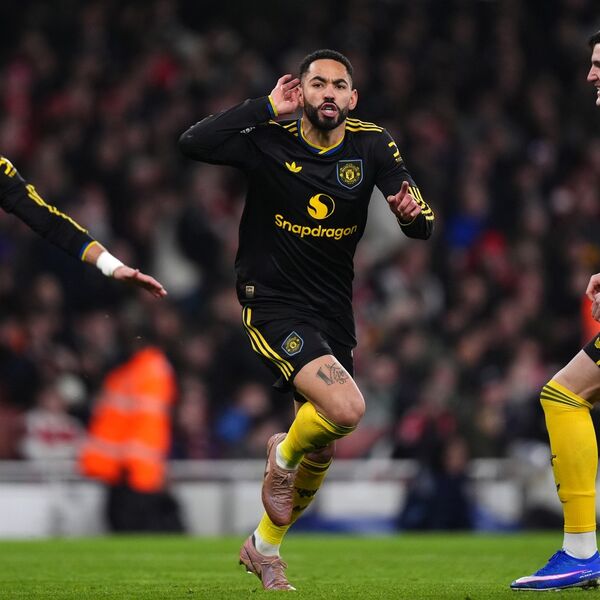 Muk u Severnom Londonu: Mančester junajted nadigrao Arsenal!