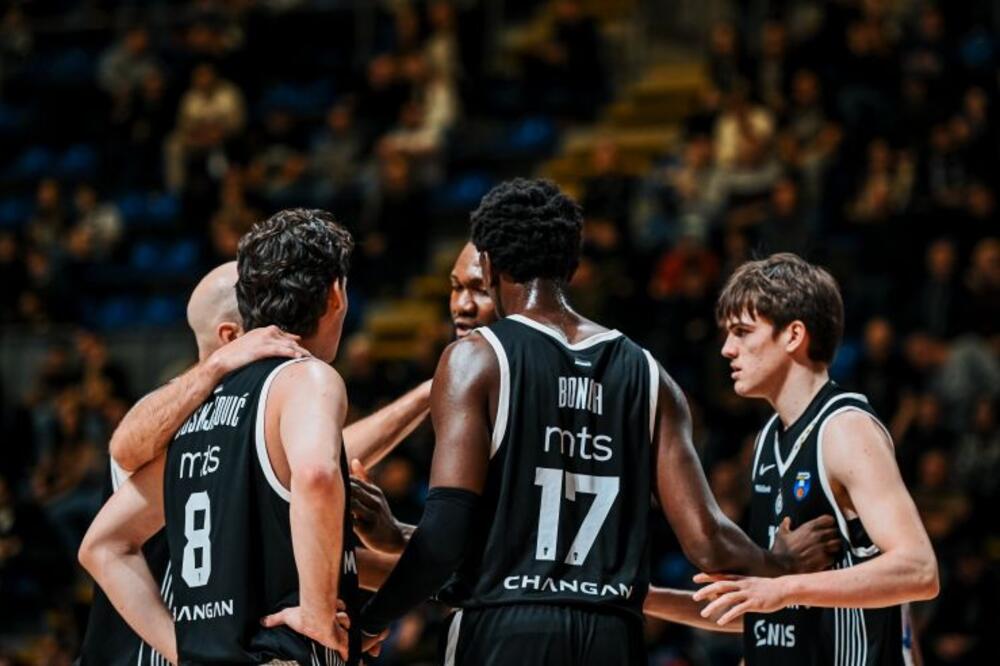 Partizan bez pola tima savladao Igokeu: Crno-beli nisu blistali, ali su upisali važnu pobedu!