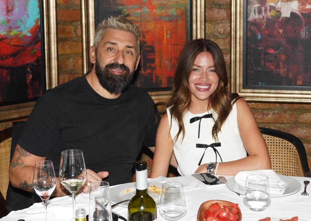 Ognjen Amidžić, Mina Naumović