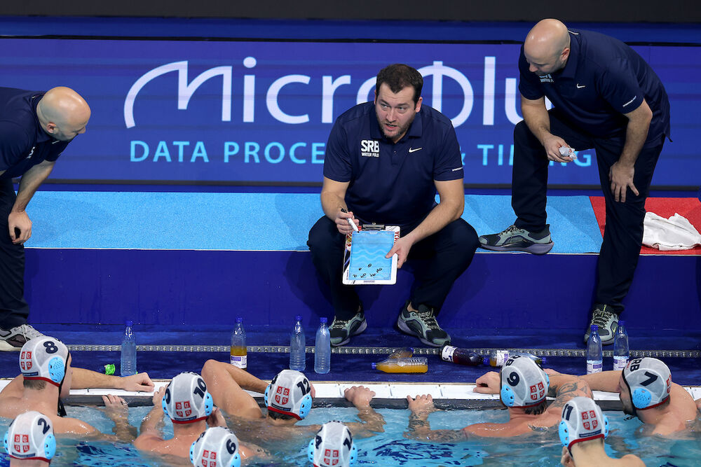 Selektor Uroš Stevanović i vaterpolisti Srbije u finalu Evropskog prvenstva u Beogradskoj areni