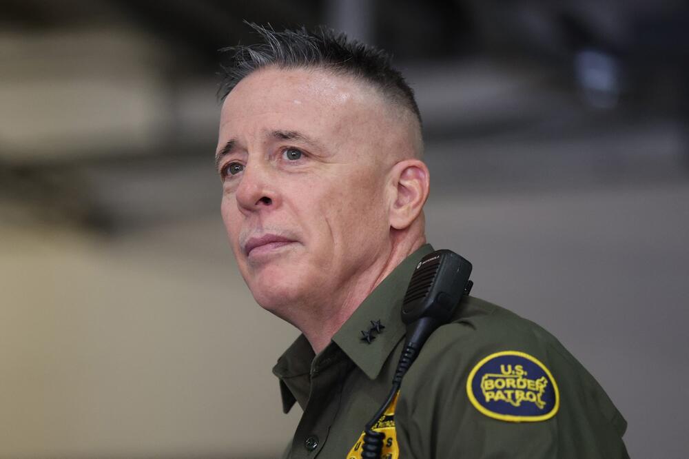 BOVINO JE NAJOMRŽENIJI ČOVEK U AMERICI! Stalno nosi maslinastu uniformu i kratku kosu, a na ulicama je TERMINATOR!