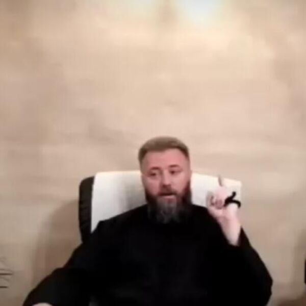 DOVOLJNO JE SAMO DA JE POGLEDATE! Otac Predrag otkrio koju IKONU pored SVECA KOG SLAVITE treba imati u kući