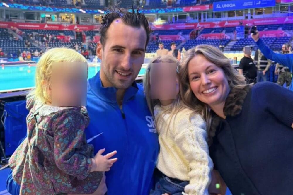 KO JE ZAPRAVO LEPA JELENA? Srbija ne prestaje da bruji o ženi Strahinje Rašovića - cure informacije o POSLOVIMA