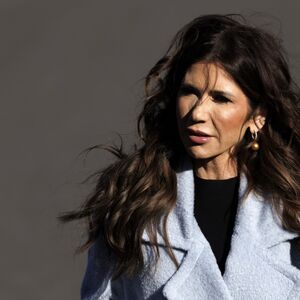 OD SELJANČICE DO SAMOG VRHA! Ovako je Trampova miljenica ZGRNULA MILIONE, u javnost isplivali SKANDALOZNI DETALJI