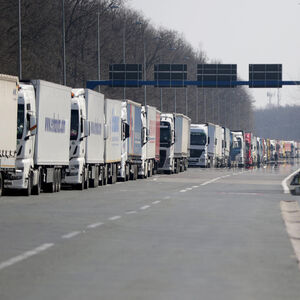 DA LI JE OVO KRAJ AGONIJE ZA KAMIONDŽIJE? EU priznala problem boravka u Šengenu, razmatra posebnu vizu za vozače!