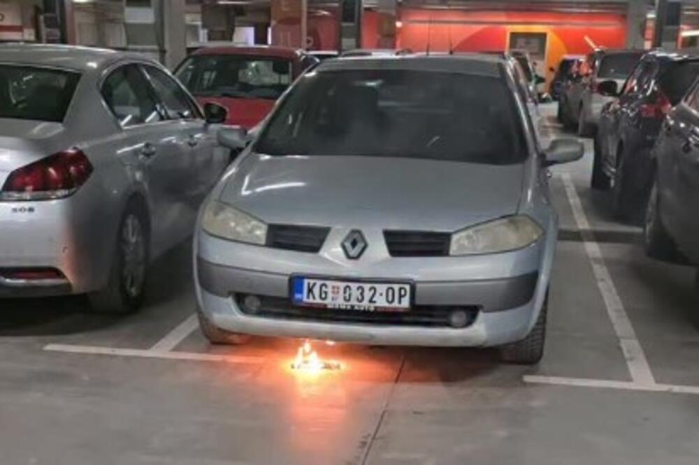 NEVIĐENI HAOS U GARAŽI TRŽNOG CENTRA U KRAGUJEVCU: Automobil se zapalio, za sekundu izbegnuta katastrofa (VIDEO)