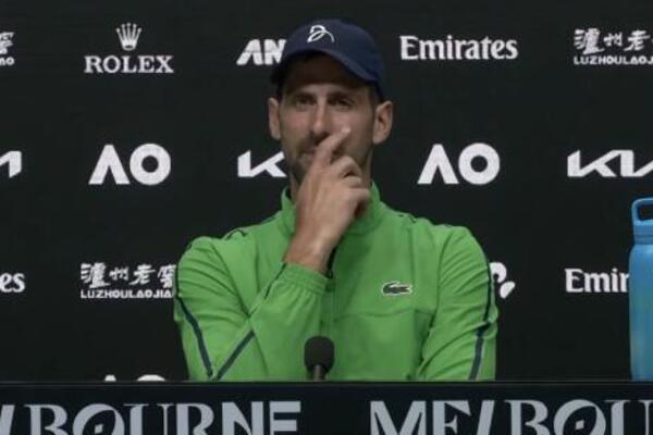 "ŠTA JE SLEDEĆE, SNIMAĆETE ME I DOK SE..." Đoković BESAN KAO RIS ZBOG OVOGA! "Iznenađen sam što nemamo..."