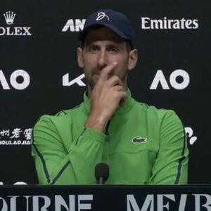 "ŠTA JE SLEDEĆE, SNIMAĆETE ME I DOK SE..." Đoković BESAN KAO RIS ZBOG OVOGA! "Iznenađen sam što nemamo..."