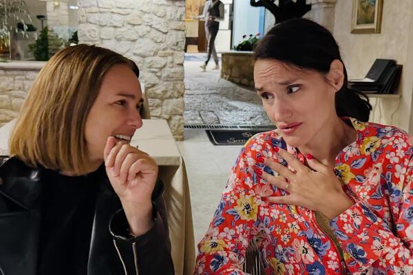 &bdquo;ZNAM ME JA&ldquo; &ndash; SNAGA ISKRENOSTI I PRIJATELJSTVA NOVA BALADA MARIJE MIRKOVIĆ I BEBE BALAŠEVIĆ