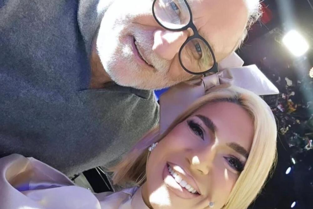 OTKRIVENO KAKAV SAVEZ VEŽE JOVANU JEREMIĆ I LAZARA RISTOVSKOG: Zajednička fotografija uzburkala narod