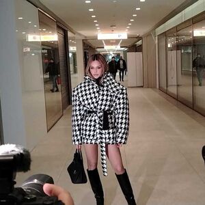 Ovakva vam neće dati miran san: Beograd bruji samo o ovoj boginji, sve oči uprte u njene zgodne noge, prava mačka