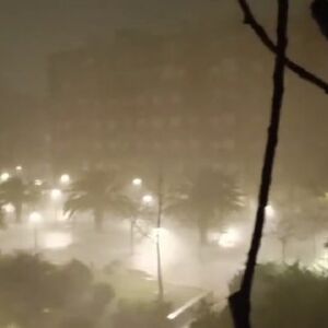 APOKALIPTIČNE SCENE NAKON NEVREMENA U EVROPI: Razorna oluja nosila sve pred sobom, pogledajte jezive snimke (VIDEO)