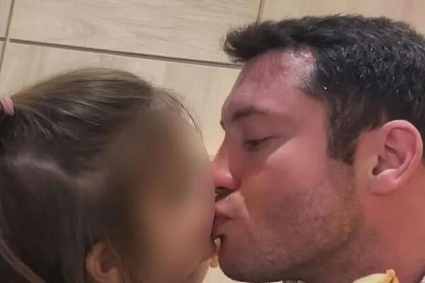 "OVO NIJE NORMALNO!" RAZVEO SE, PA SAD LJUBI ĆERKU U USTA! Javnost se OBRUŠILA - prizor DEGUTANTAN