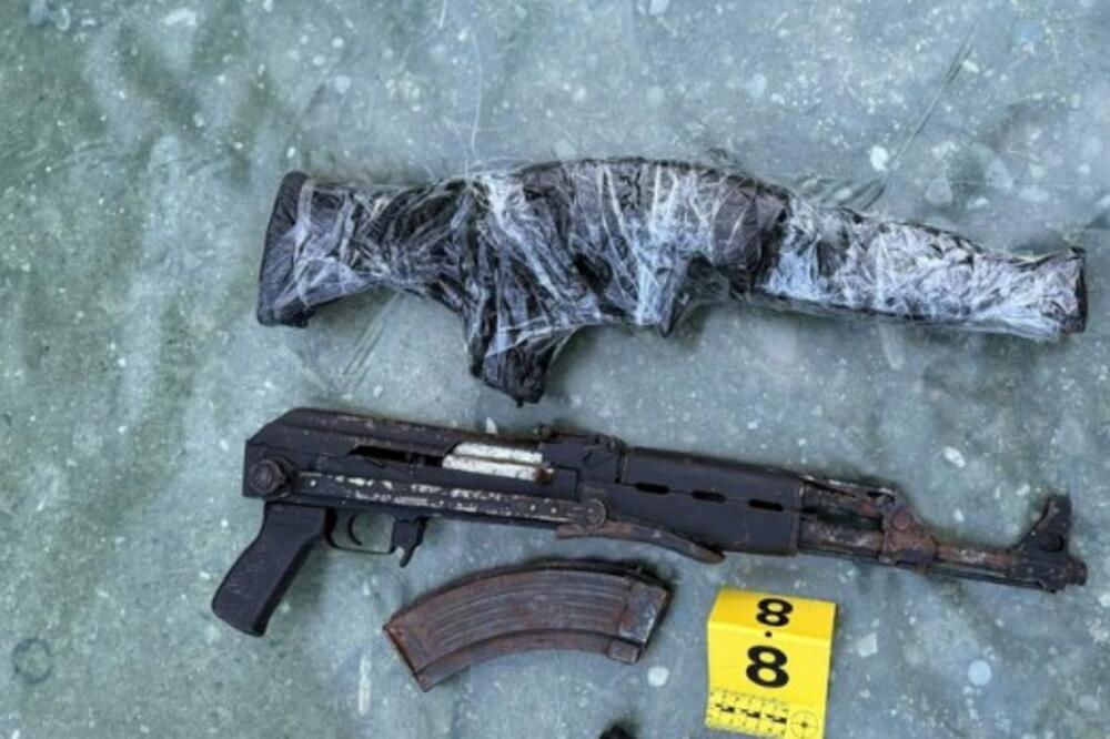 NAJNOVIJE FOTOGRAFIJE NAJVEĆE ZAPLENE DROGE U SRPSKOJ ISTORIJI: Pronađeno i ozbiljno naoružanje! (FOTO)