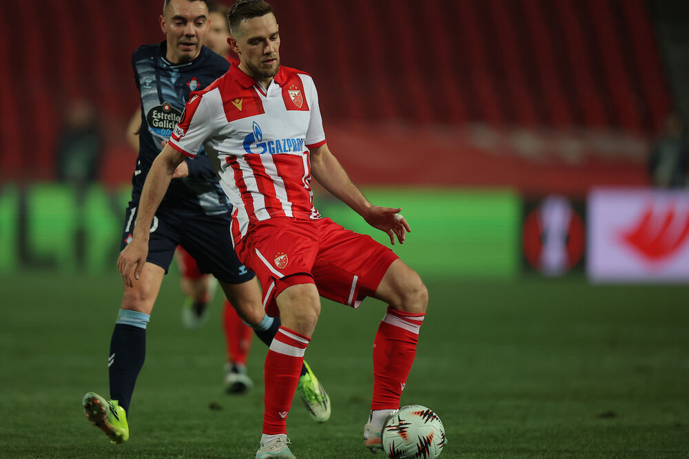 Timi Maks Elšnik na utakmici Crvene zvezde i Selte iz Viga u sezoni 2025/26 Lige Evrope