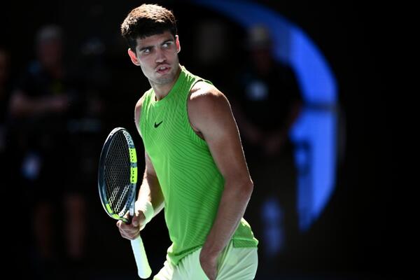 Veličanstveno prvo polufinale Australijan opena i velika pobeda Alkarasa protiv Zvereva! (Video/Foto)