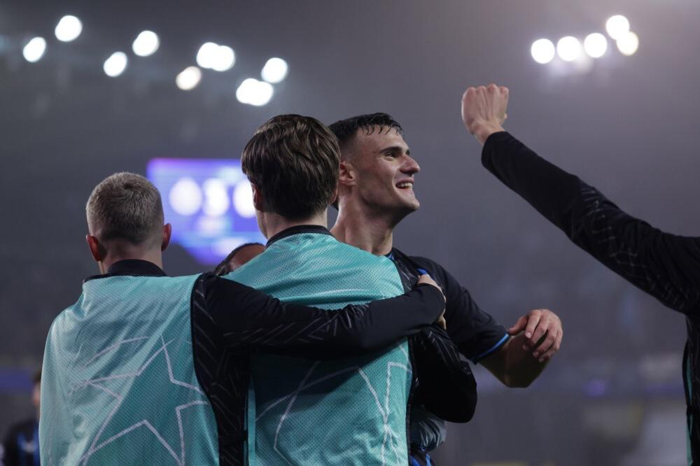 Mančester junajted hoće Aleksandra Stankovića!