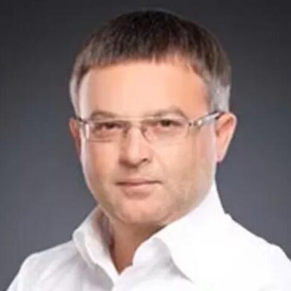 Ovo je Aleksandar koji je nađen mrtav! Recepcionerka videla SENKU na prozoru sa kog je pao - BIO PRETUČEN I VEZAN?