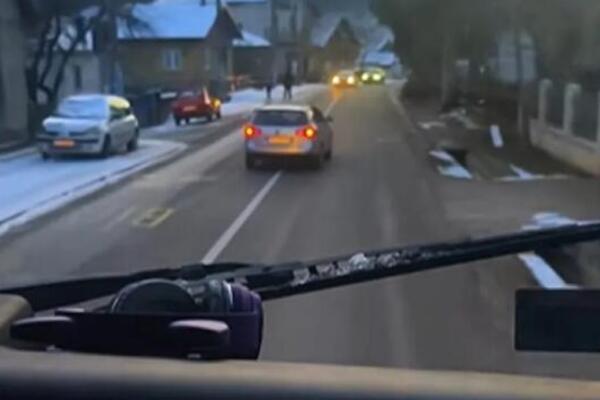 STRAVIČAN SNIMAK IZ VLASOTINCA KRUŽI INTERNETOM: Malo fali da ubije i sebe i onog ko naiđe, DA LI JE OVO MOGUĆE?!