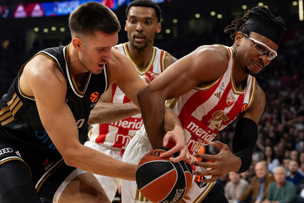 Zvezda od sjaja do očaja i nazad: Crveno-beli bolji od Dubaija za četvrtu u nizu!