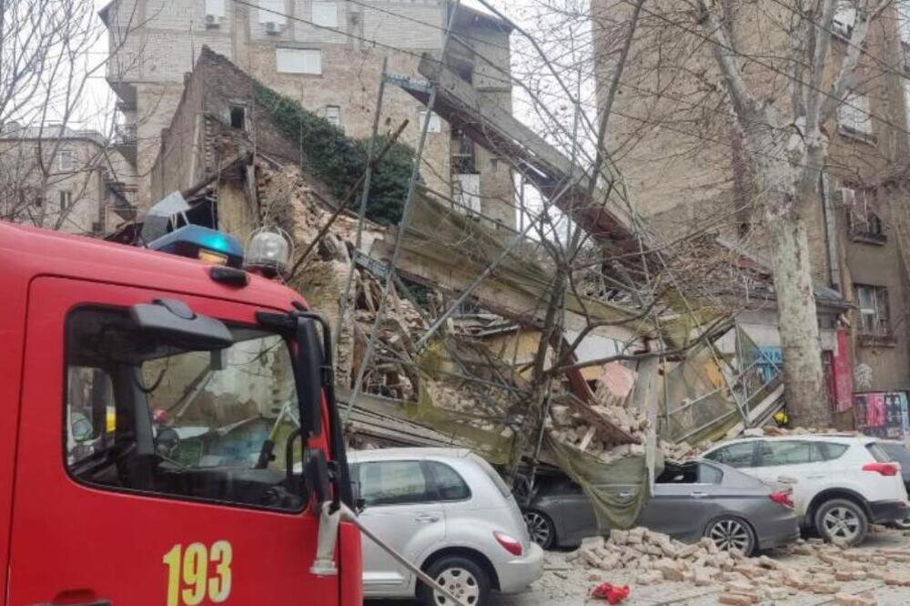 NAJNOVIJA VEST: Evo kakvo je stanje u Ulici Džordža Vašingtona posle urušavanja napuštene kuće