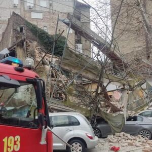 NAJNOVIJA VEST: Evo kakvo je stanje u Ulici Džordža Vašingtona posle urušavanja napuštene kuće