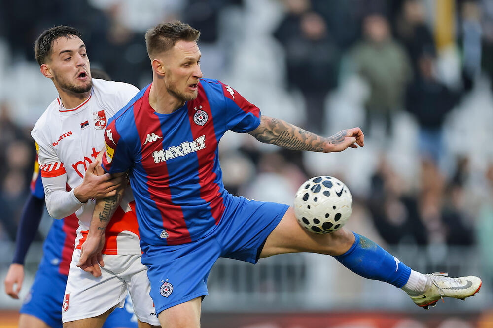 Srđan Blagojević sa Sebastijanom Polterom napada Čukarički (Foto)