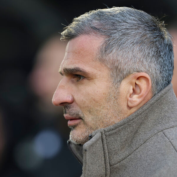 Da li je Nenad Stojaković bivši trener Partizana ukoliko izgubi od Crvene zvezde?