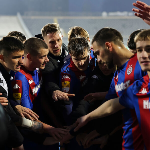 Partizan sa moćnim pojačanjem napada Crvenu zvezdu!