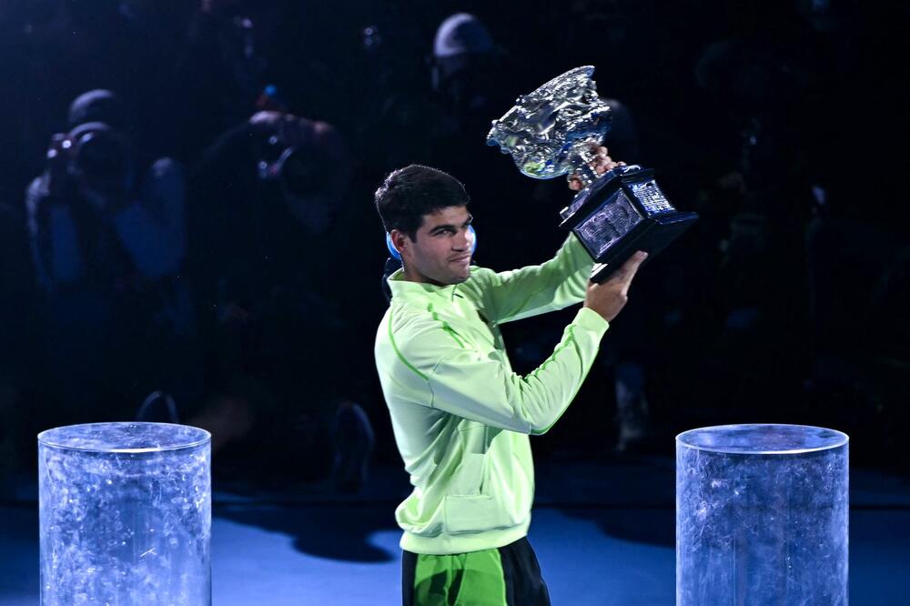 Alkaras se poklonio Đokoviću posle titule na Australijan openu!