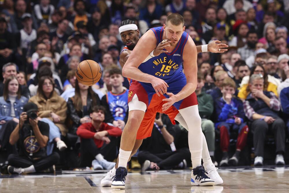 Nikola Jokić i Džamal Mari zajedno dali manje poena nego MVP Šej - Oklahoma slavila u Denveru (Video)