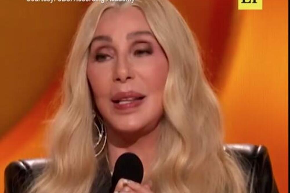 KAKVA BLAMČINA! Muzička ikona izazvala SKANDAL na Gremiju, GLUMCA DIGLA IZ MRTVIH I PROGLASILA ZA...