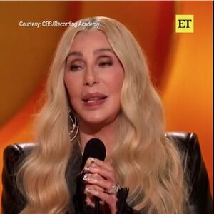 KAKVA BLAMČINA! Muzička ikona izazvala SKANDAL na Gremiju, GLUMCA DIGLA IZ MRTVIH I PROGLASILA ZA...