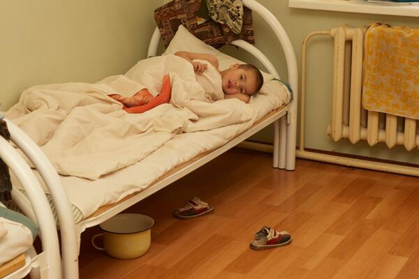 Videla sam tačku na licu mog sina, mislili smo da je pauk: Nakon što je stigla dijagnoza, dani su mu bili odbrojani