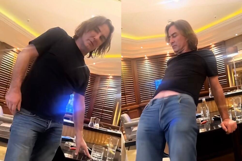 JU! MITROVIĆ NA STOLU U AKCIJI, TELO IDE GORE-DOLE! Snimak tera žene da se smeškaju&hellip; i da ga gledaju bar još 2 PUTA