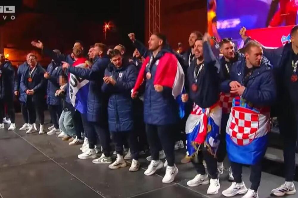 "On nije normalan" Svet bruji o Tompsonovim sramotnim pesmama na dočeku rukometaša, potkačili i Plenkovića!